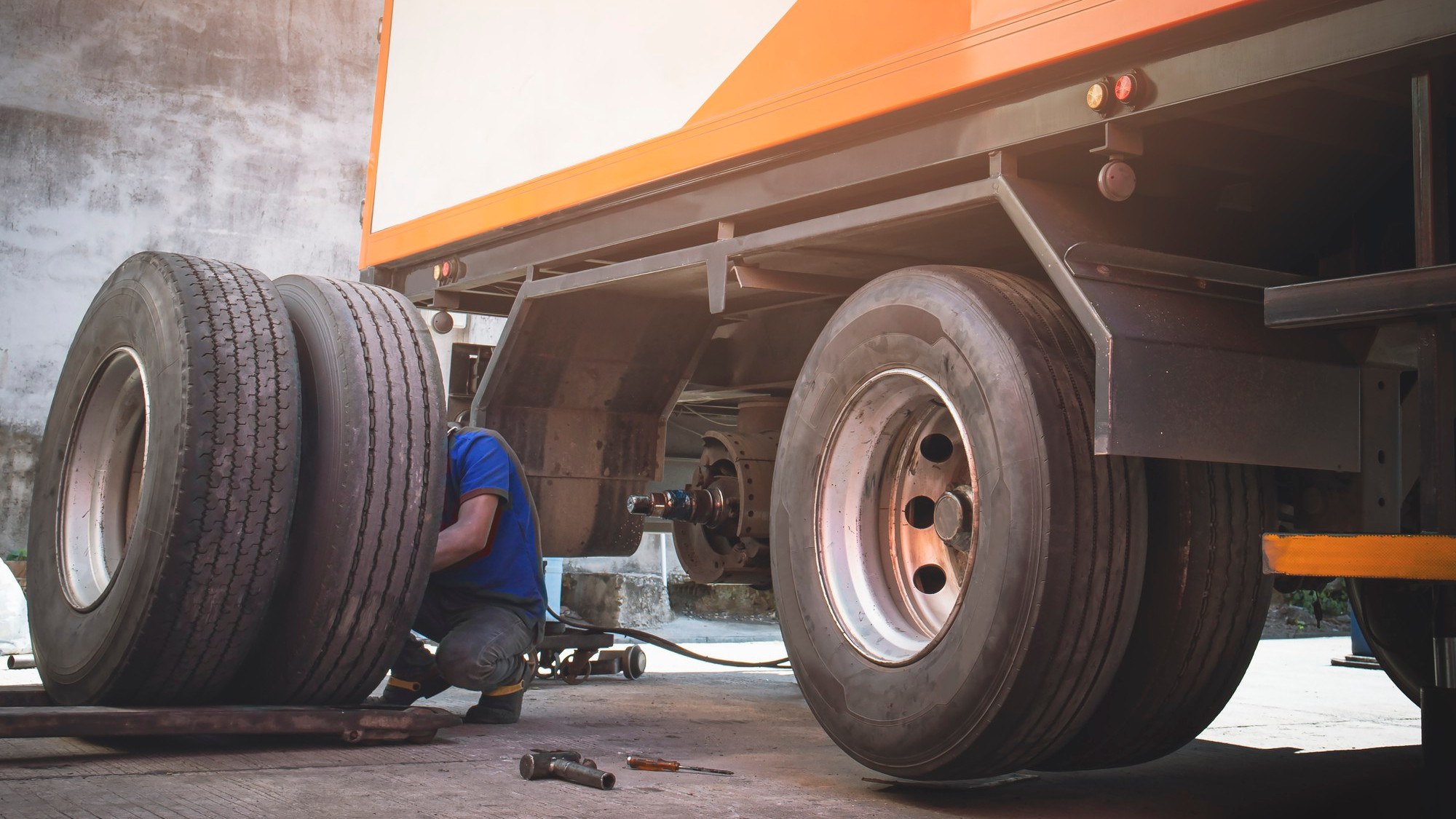5-signs-that-your-trailer-needs-repairs