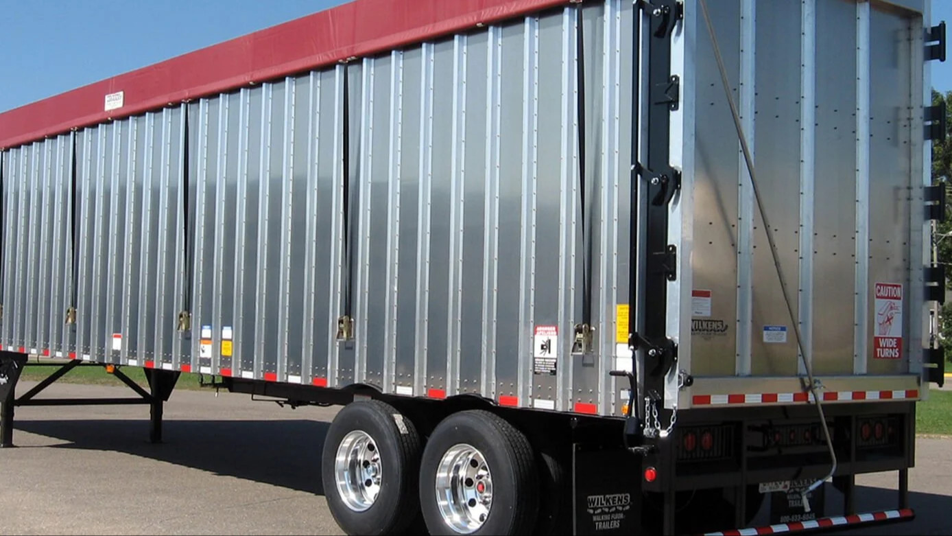 la-evolucion-de-los-trailers-de-carga