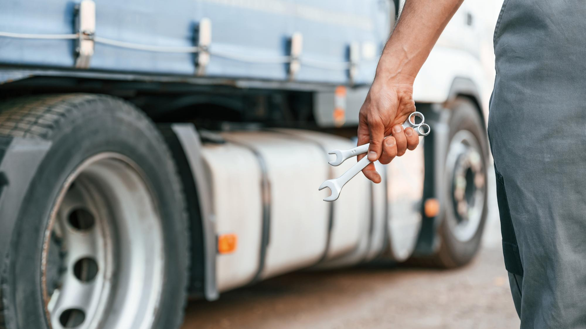 null Señales que indican que tu trailer necesita mantenimiento profundo