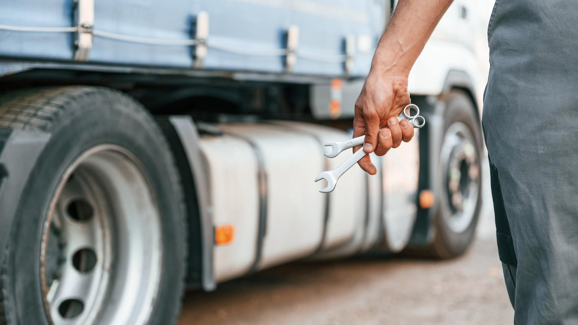 null Signs that your trailer needs deep cleaning