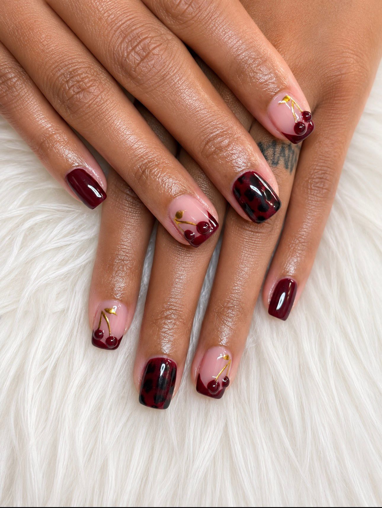 Adapt a Detailed Nail-Art Reference to a Smaller Canvas