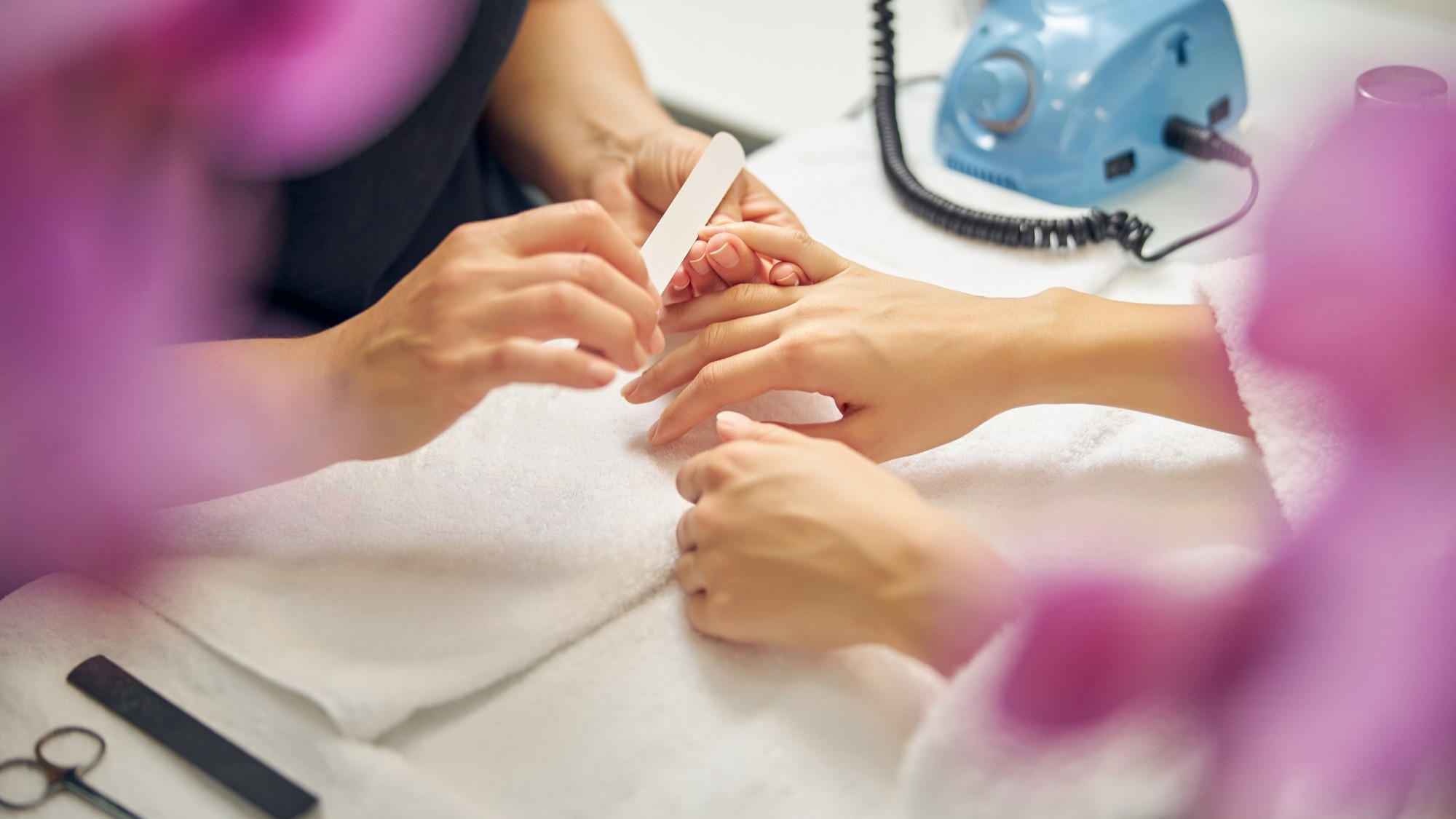 how-to-prepare-before-a-nail-appointment