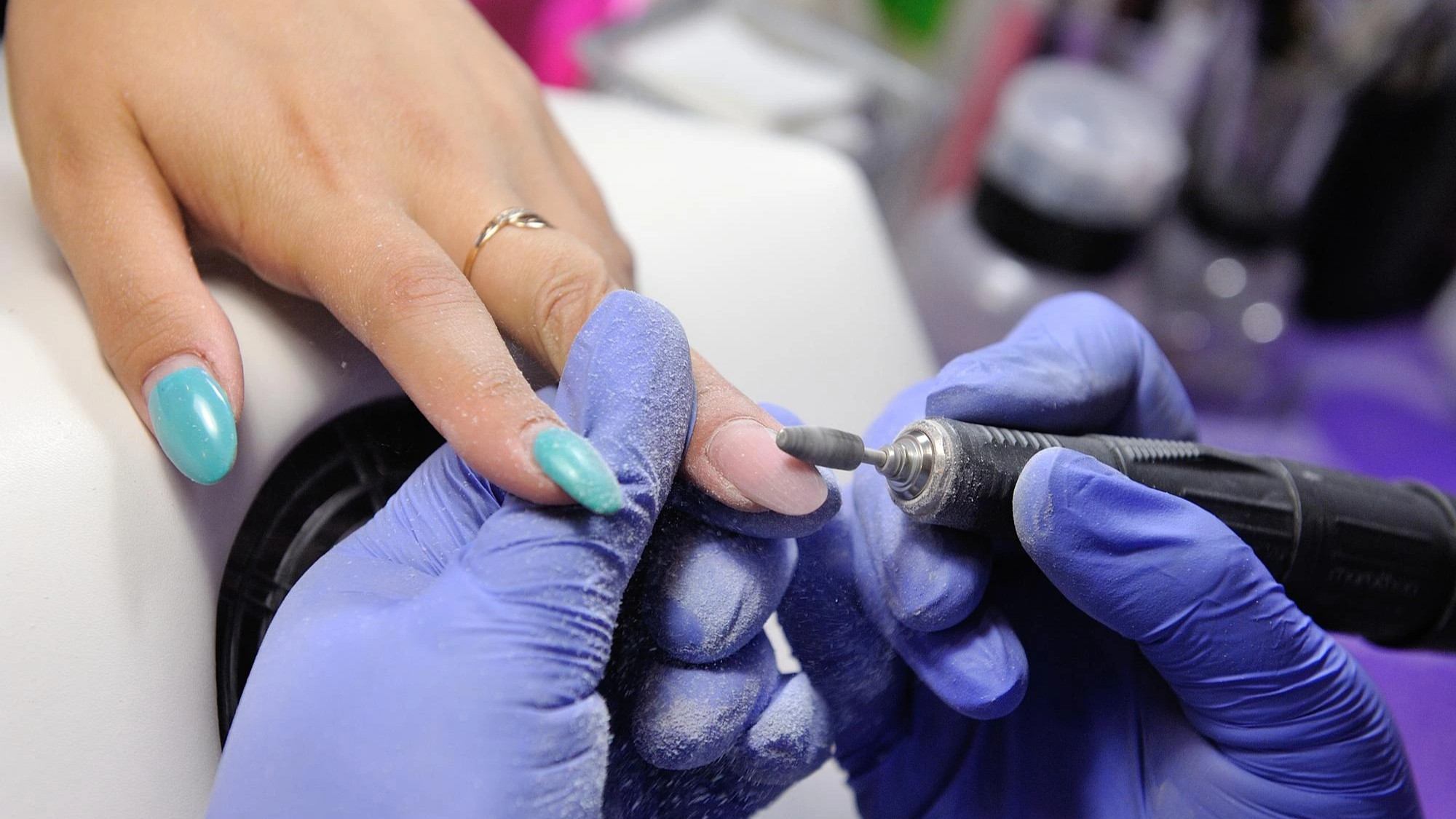 mejores-unas-acrilicas-en-brandon-lo-que-nadie-explica