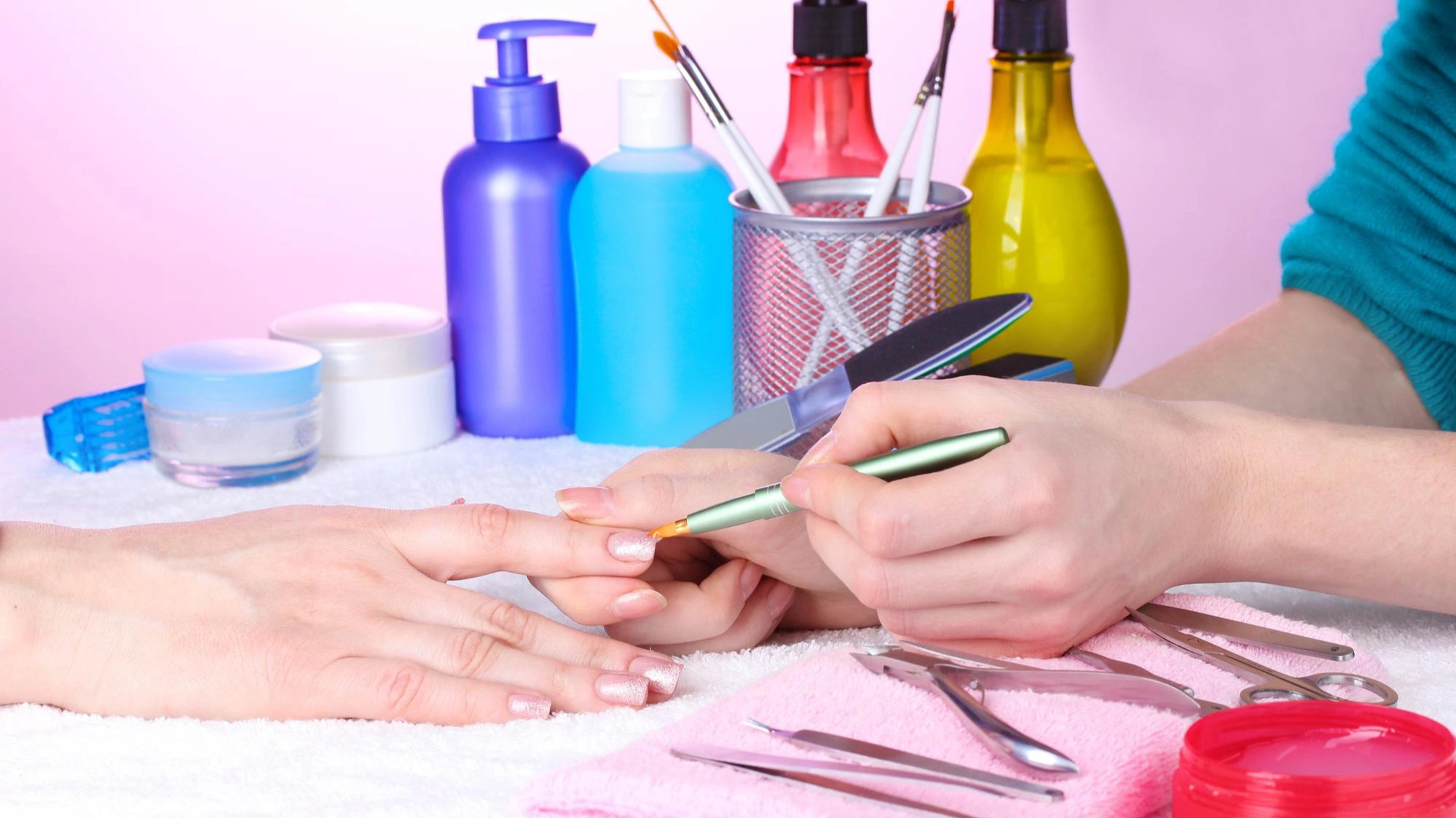 importancia-de-la-higiene-en-servicios-de-unas