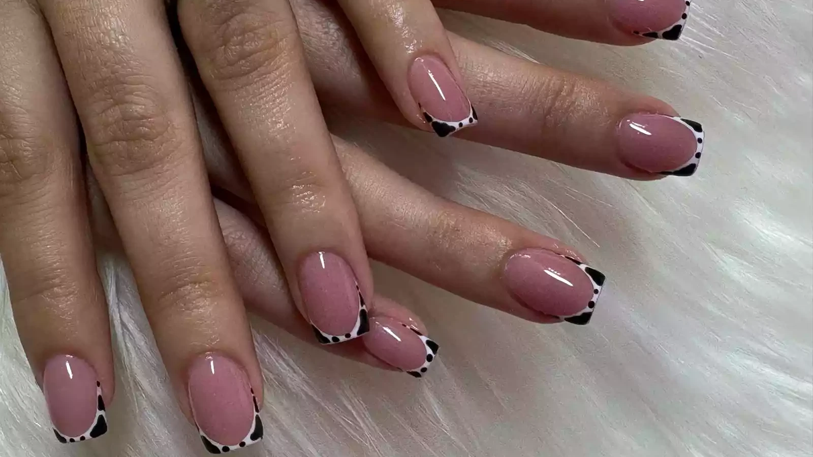how-to-choose-the-right-nail-service-in-brandon-florida