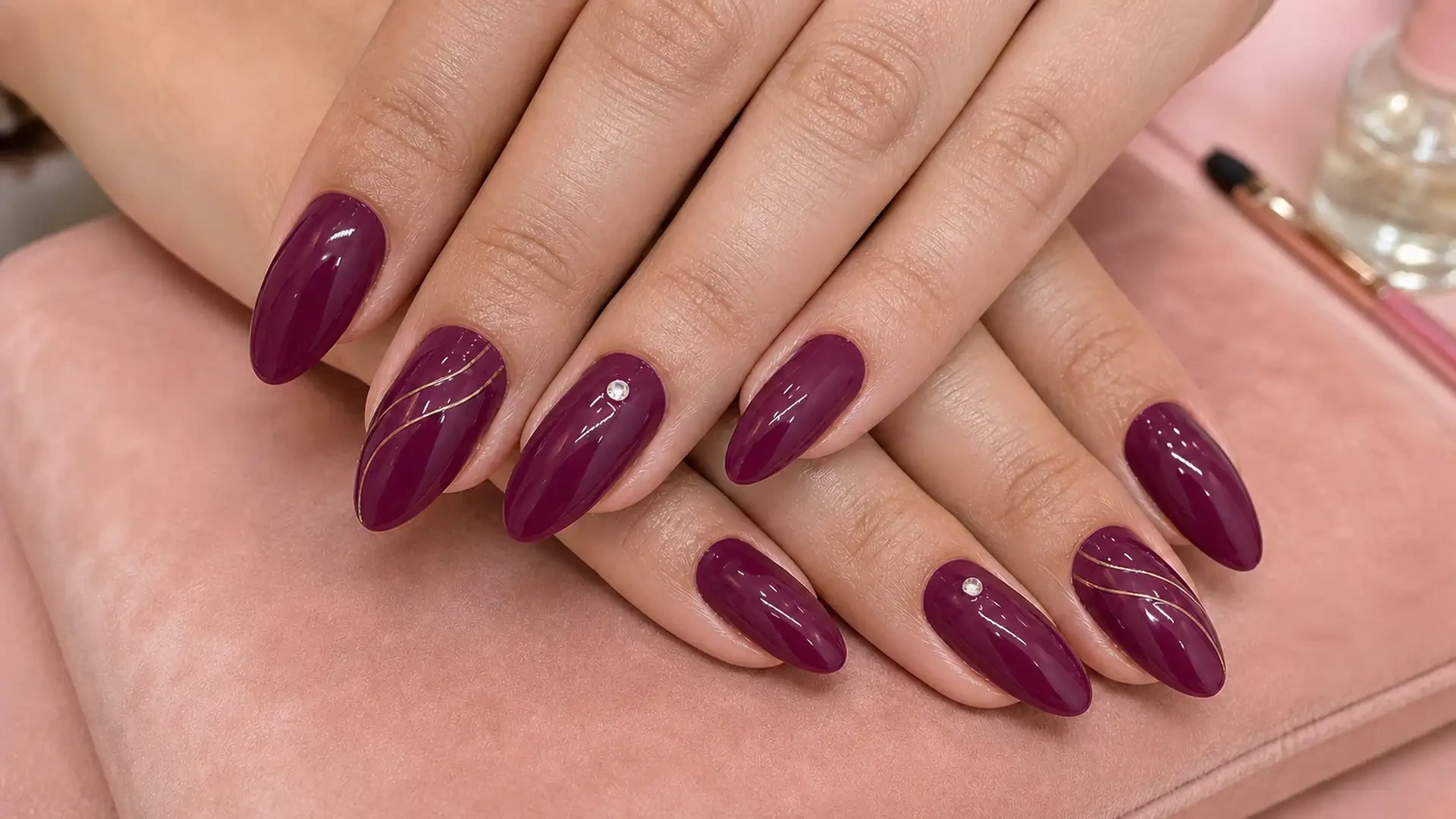 when-to-book-nail-maintenance-in-brandon-florida-signs-your-manicure-needs-a-refresh