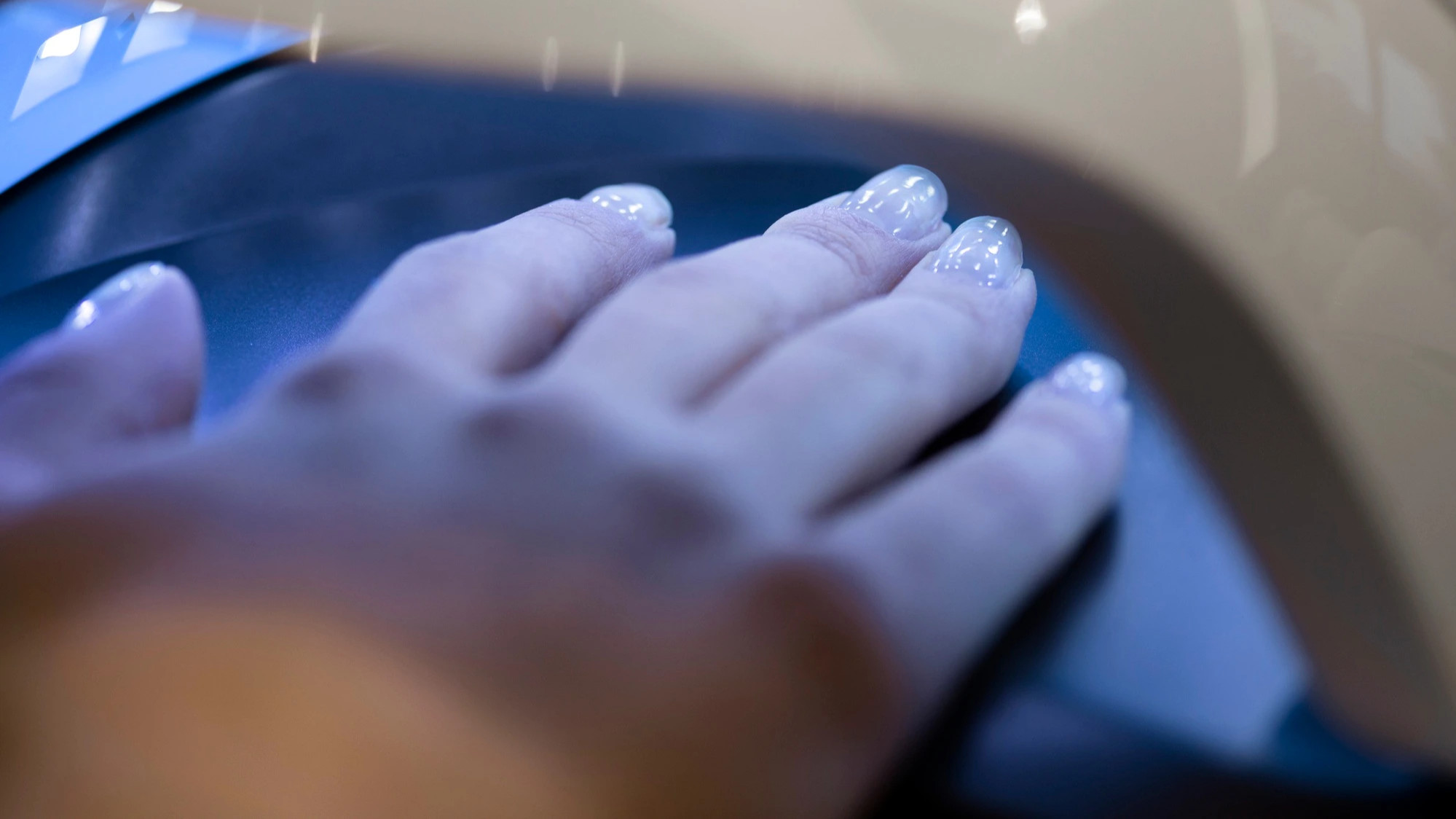 null Cómo identificar cuando tus uñas necesitan un retoque profesional