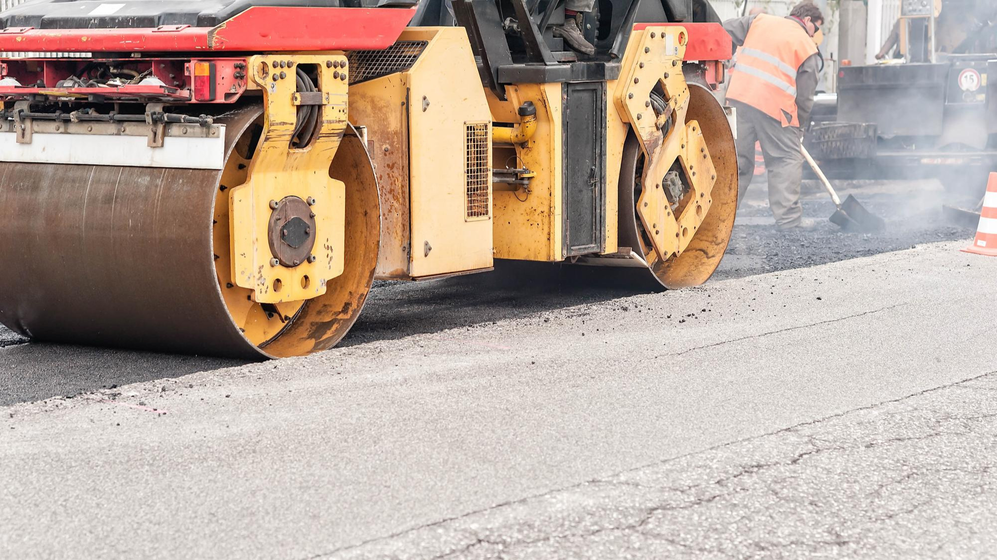  Asphalt Maintenance Checklist for Property Managers