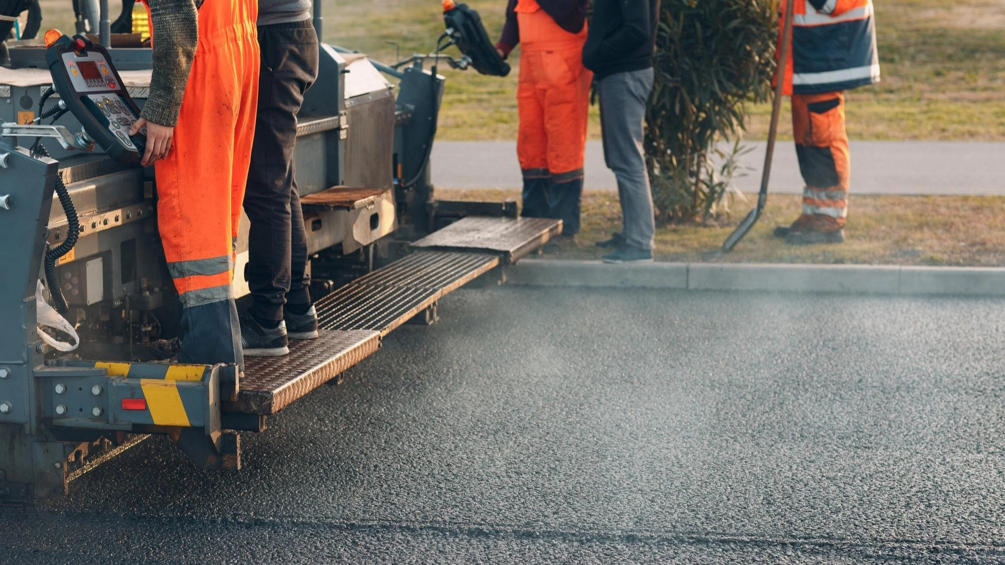 Dedicated Asphalt Professionals for Business Owners in Central Florida