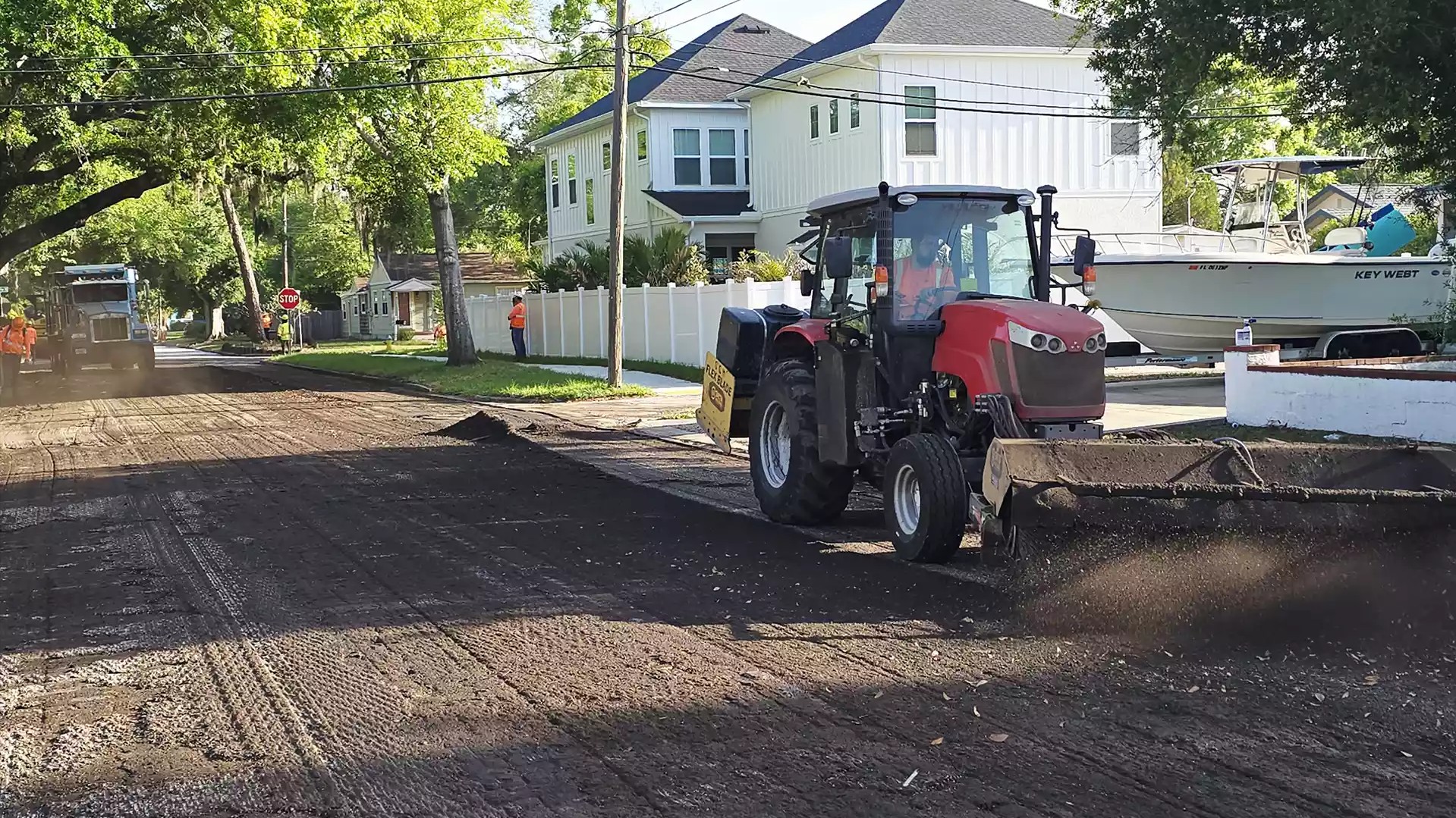 Asphalt Milling vs Overlay: How To Know What Your Parking Lot Really Needs